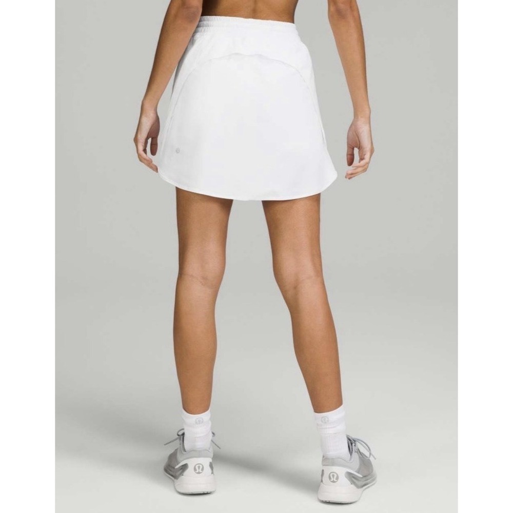 Lululemon Hotty Hot High-Rise Skirt Skort Size 8 White Tennis Prep Golf Sporty - Picture 2 of 13